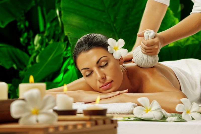 What is an Ayurvedic Massage and Just How Does It Assist You?